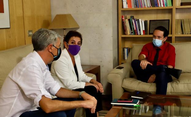 Bildu ve una oportunidad de «cambiar el rumbo del Estado» tras reunirse con Iglesias