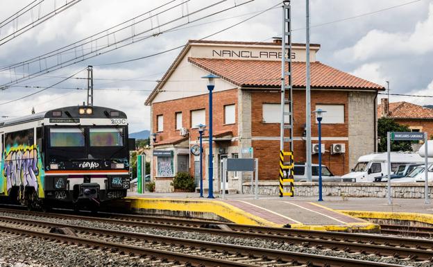 La reducción de trenes a Vitoria indigna a municipios de la Llanada Alavesa y Añana