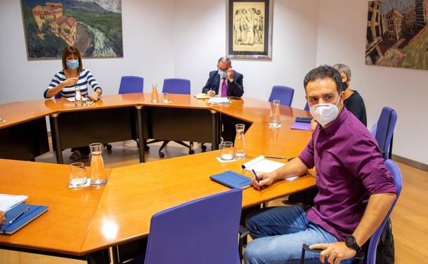ELA agradece la interlocución con Mendia, pero no ve cambios reales en la política del Gobierno vasco