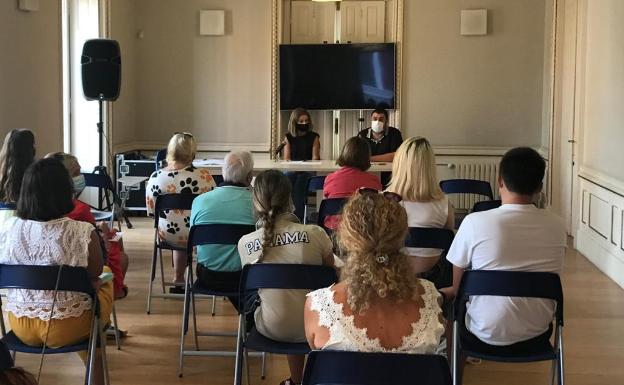 Voluntarios de Santurtzi han ayudado a más de 800 familias durante el confinamiento