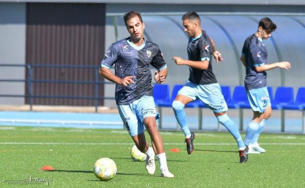 Mikel Abando aprovecha su primera oportunidad en el Barakaldo