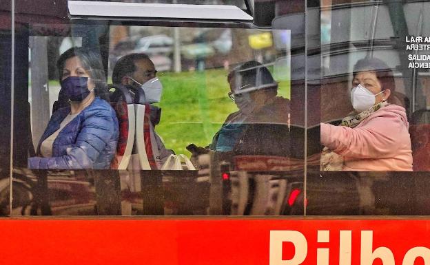 Los conductores de Bilbobus: «Es imposible cumplir el horario»