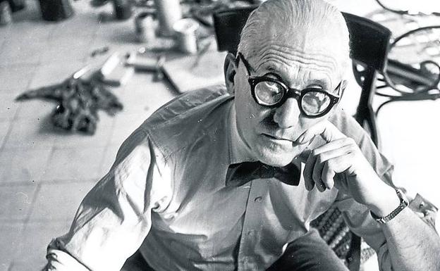 Un artista bajo sospecha