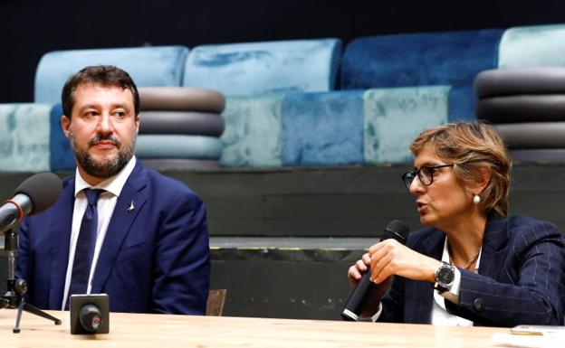 Conte y varios ministros italianos deberán declarar en el juicio a Salvini