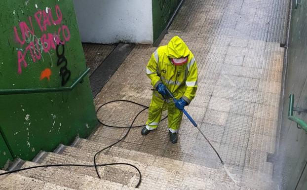 Llodio justifica la subida de los impuestos por la «necesidad de mejorar» los servicios públicos