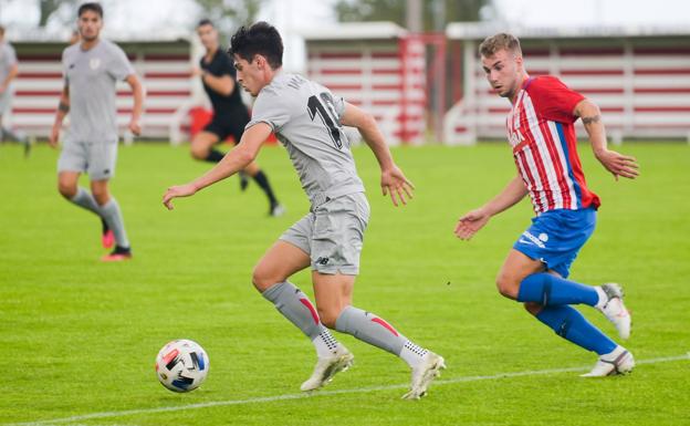 El Bilbao Athletic cierra la pretemporada superando al Sporting B en Mareo