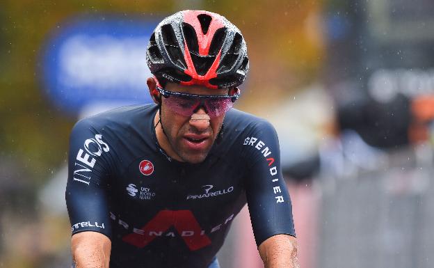 Solo Guerreiro impide el triunfo de Castroviejo en el Giro