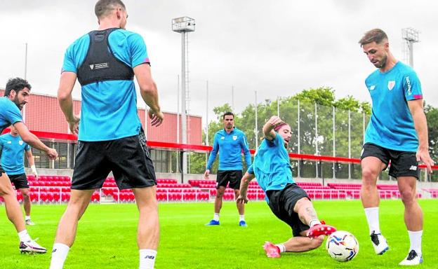 Yeray entrena con el grupo y apunta a regresar ante el Levante