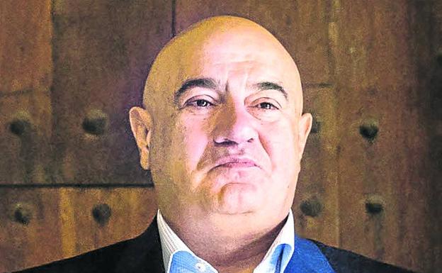 El director foral de Deportes Pablo de Oraá dirigirá el Valle Salado de Añana