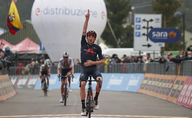 La lucha por la maglia rosa se pone al rojo vivo