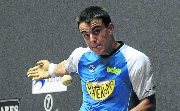 Larrazabal emite buenas sensaciones en su debut