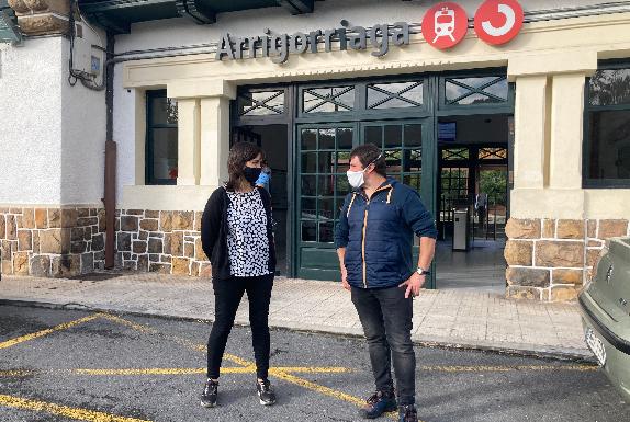 Los alcaldes de Orduña y Arakaldo exigen a Renfe que recupere el servicio y frecuencias de la línea de cercanías C3