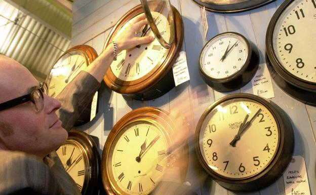 ¿A qué hora es el cambio horario de invierno 2020? ¿Será el último?