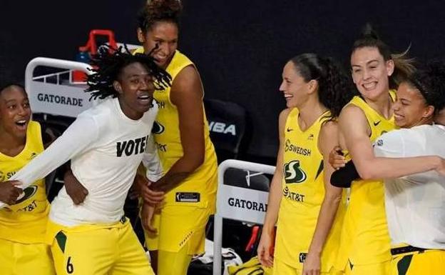 Trumpen aurkako ekaitzak