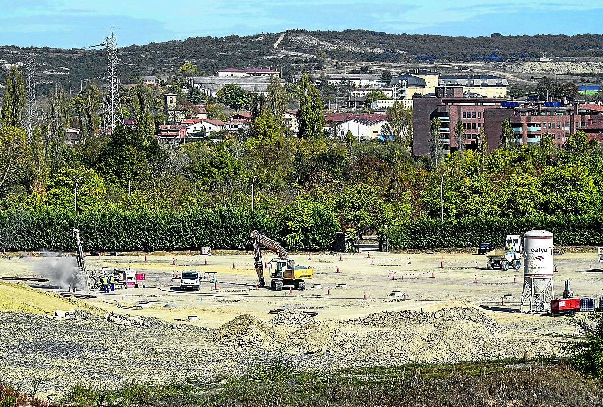 El BEI comenzará a dar servicio con sus nuevas cocheras de Lakua aún en obras