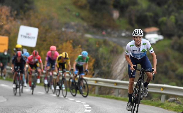 La Vuelta se libra del coronavirus