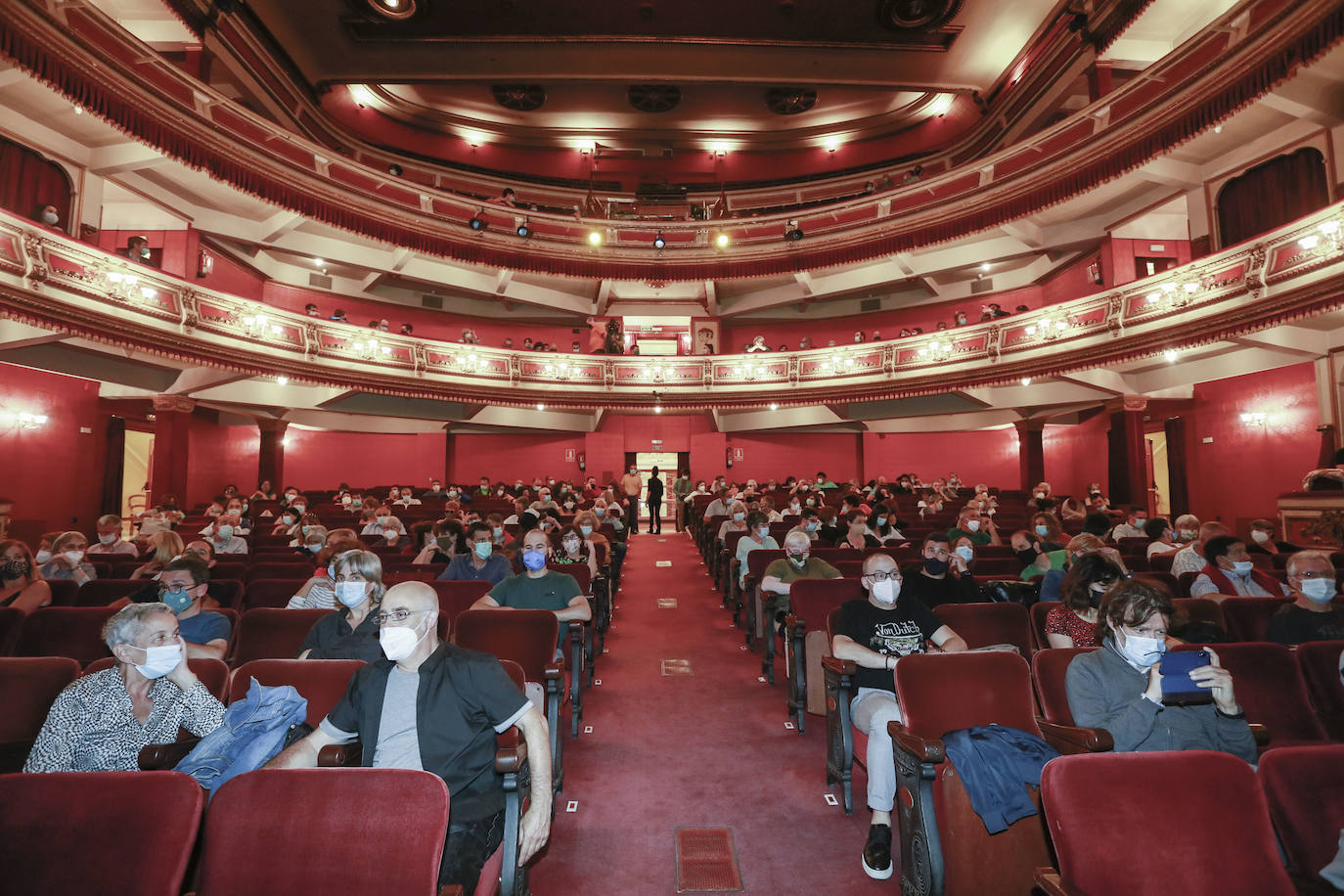 El Teatro Principal adelanta sus funciones a las 19.00 horas para cumplir con las restricciones