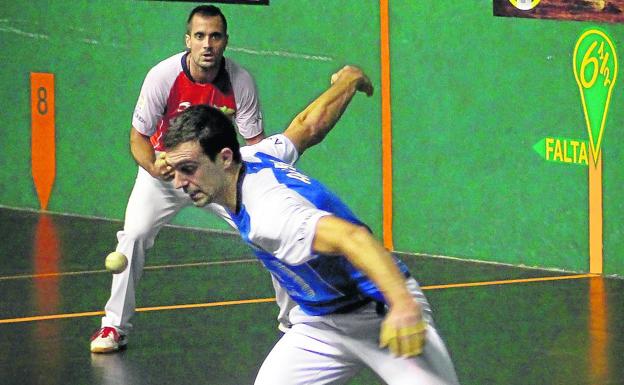 Asier Agirre tumba a un campeón