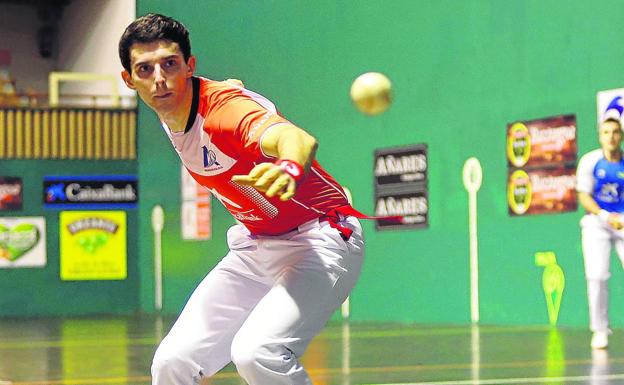 Altuna III refuerza su candidatura