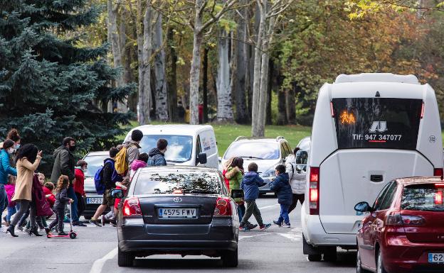 El Ayuntamiento estudia limitar ahora la velocidad a 30 en Iturritxu