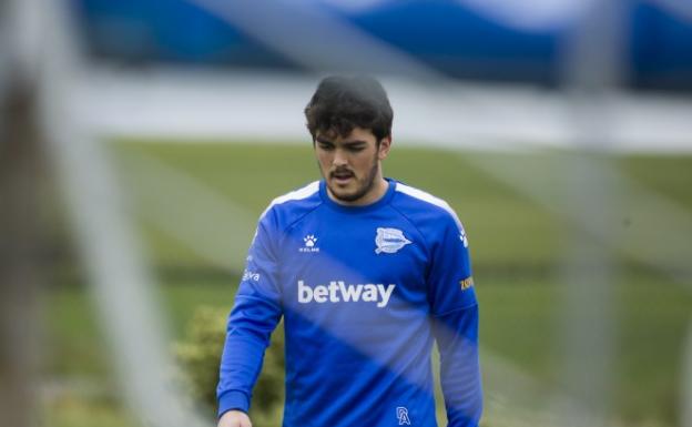 Aritz Castro, portero del Alavés B, sustituye a Ezkieta con la Euskal Selekzioa