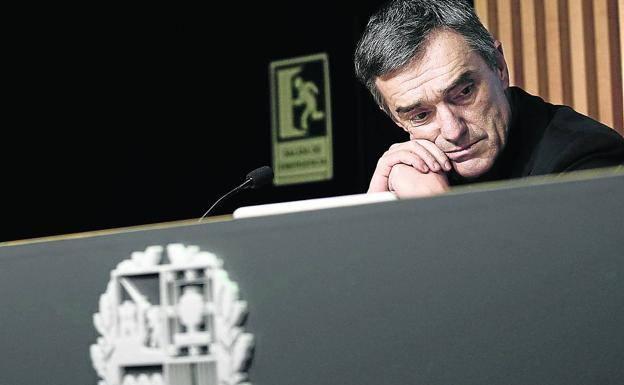 Urkullu sale en defensa de las «capacidades» de Jonan Fernández