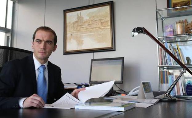 El PNV insiste en que es la energía de «transición menos contaminante»