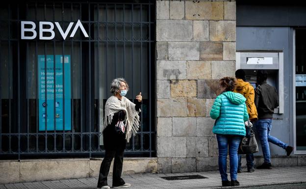 BBVA negocia la absorción de Banco Sabadell