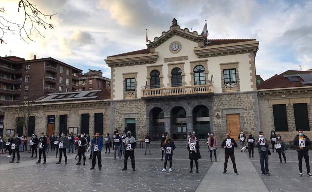 Los gimnasios de Llodio y Amurrio piden ser esenciales