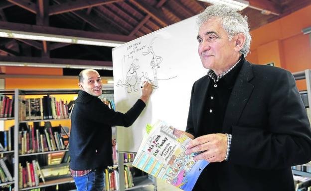 Atxaga vuelve a la literatura infantil