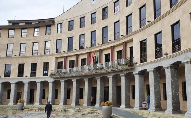 Llodio aprueba un presupuesto de 24 millones entre críticas por las formas