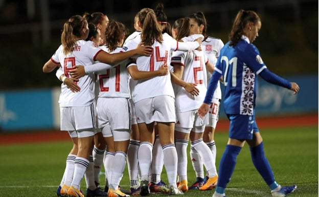 España sacia su hambre de gol ante una Moldavia demasiado bisoña