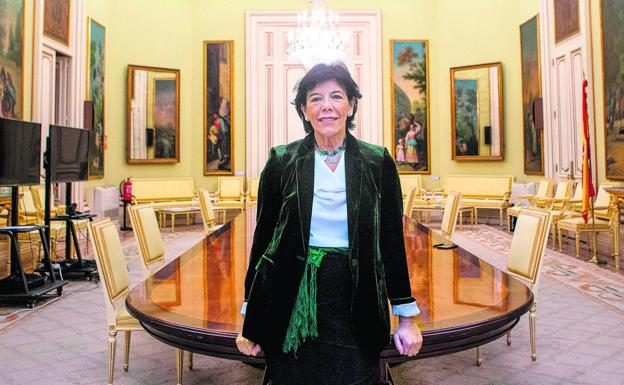 «La concertada debe homologarse a la pública, los abusos del sistema hay que corregirlos»