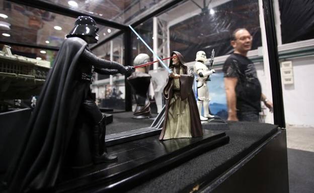 Casi nadie, casi nada