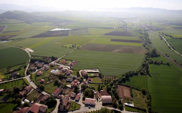 La Llanada Alavesa estrena cinco líneas de transporte comarcal en sustitución al taxi rural