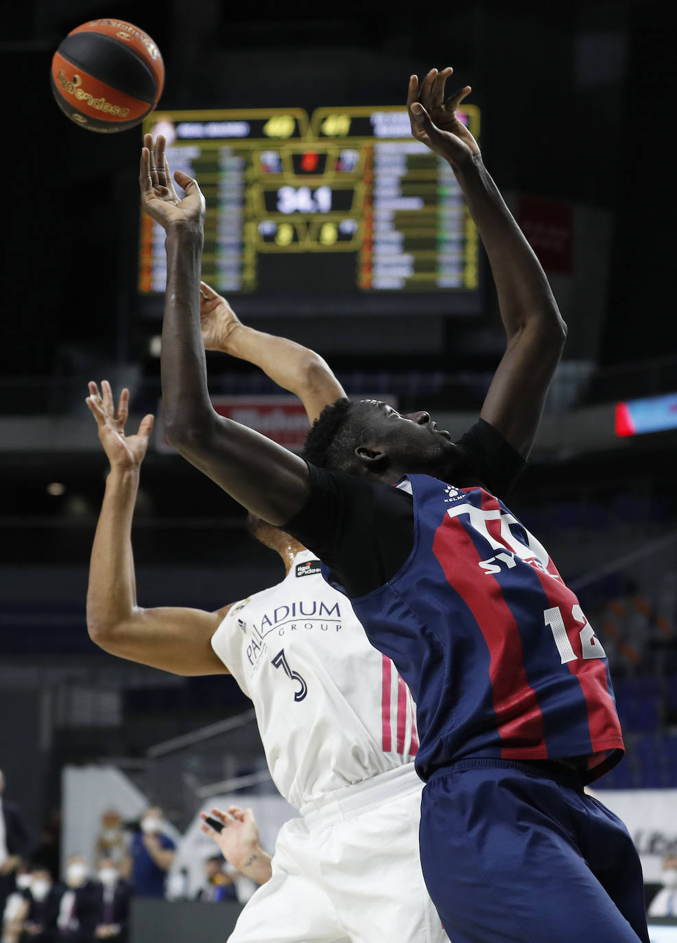 Las imágenes del Real Madrid-Baskonia