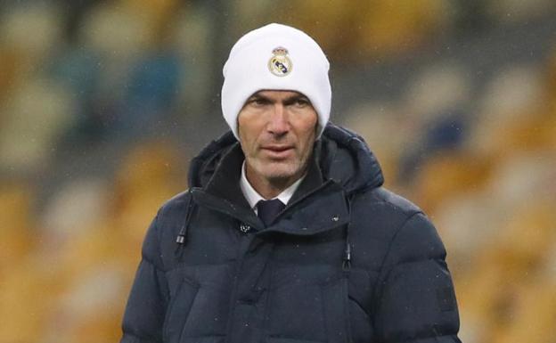 Las claves de un desplome que deja a Zidane en el alambre