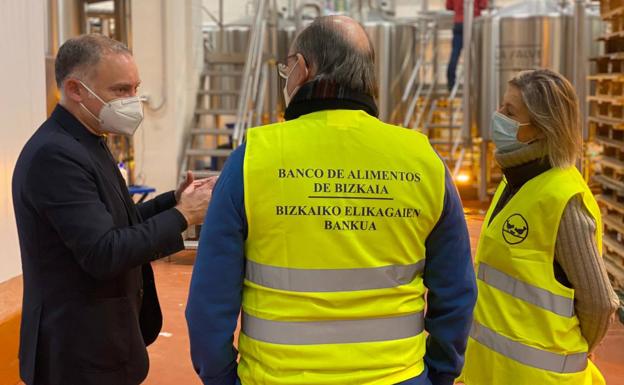 La Salve lanza su caja solidaria de Navidad, Gabonak 2020, con el Banco de Alimentos