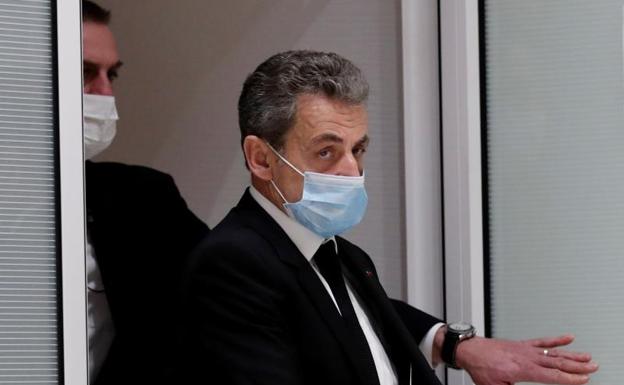 «Nunca he cometido el menor acto de corrupción», se defiende Sarkozy