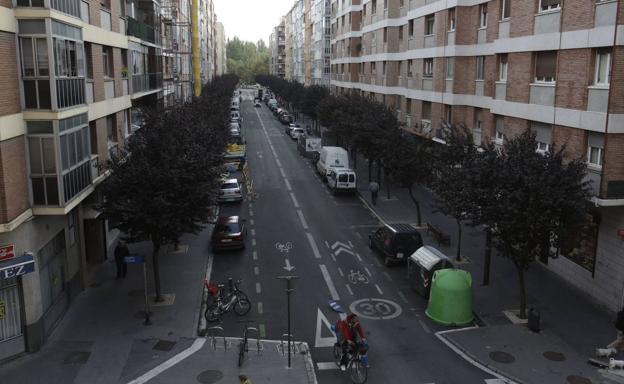 Arranca el cambio de la calle Tenerías en una zona de prioridad peatonal