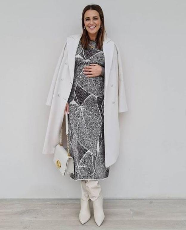 Paula Echevarría confirma el regreso de las botas 'chonis' con su último look premamá