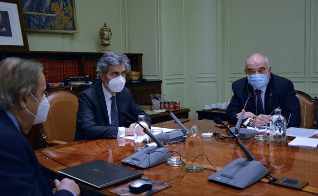 El Gobierno rechaza la presión de Podemos para dejar ya al PP fuera de la reforma del CGPJ