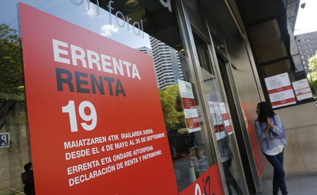 Las Juntas aumentan la deuda de Bizkaia en 298,5 millones para afrontar la caída de la recaudación