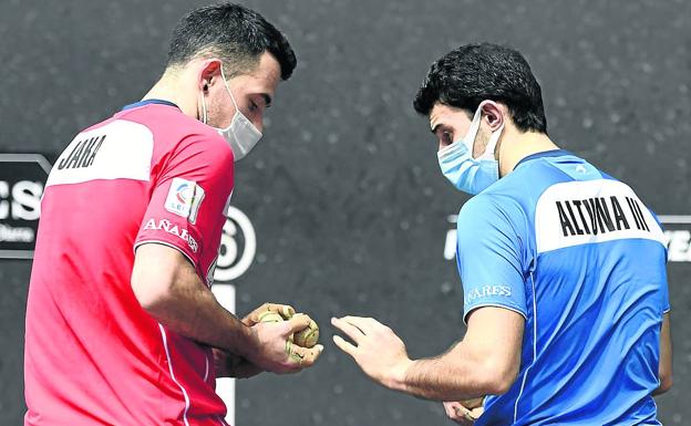 Apenas 6 minutos para elegir el material de la final entre Jaka y Altuna