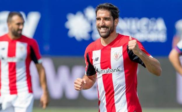 Raúl García llega a los 500 partidos en Primera