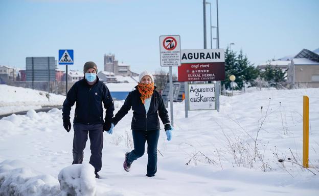 Álava se congela con 14,8 grados bajo cero en Iturrieta, -12,8 en Salvatierra, -12,2 en Roitegi...