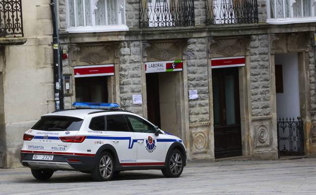 «No hay pruebas de que mi cliente atracó un banco en Salvatierra»