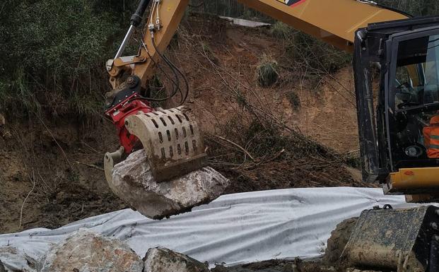 La inestabilidad de la ladera obliga a mantener cerrado el metro hasta Plentzia