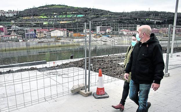 Última pincelada al gran paseo de la ría