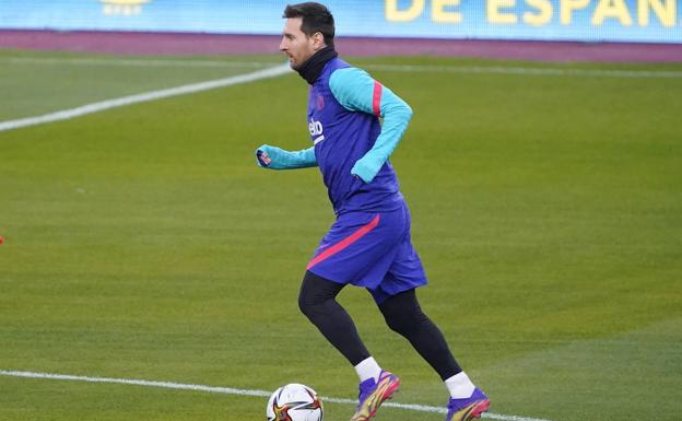 Messi entrena con el Barça